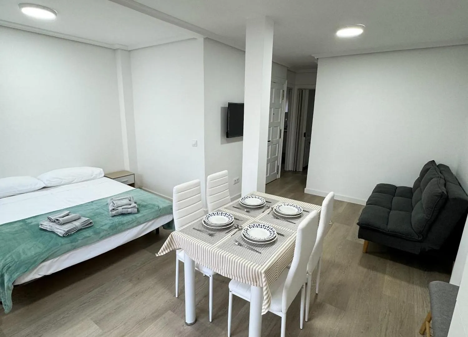 Apartamento En El Centro De Santander 0*,  España